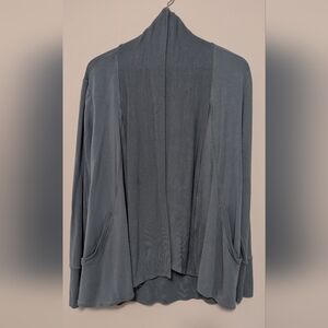 Athleta Pranayama Wrap XS Petite Minimalistic Grey